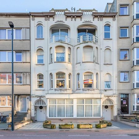 Cosy Apartment 150M From The Beach Blankenberge Exterior photo